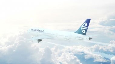 Hava Yeni Zelanda Boeing 787 Dreamliner yüksekten uçuyor bulutların üzerinde hava uçuş görünümü. 