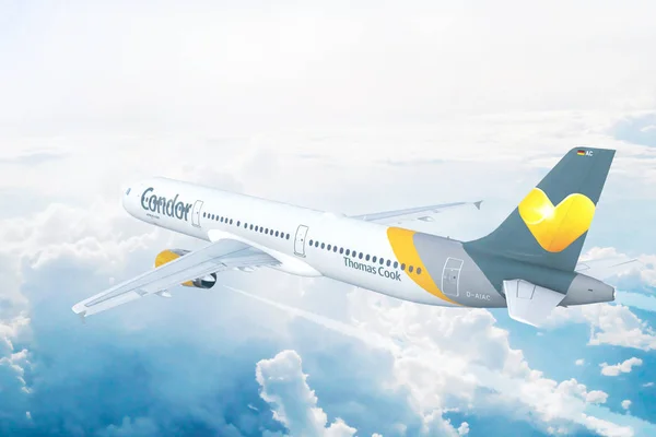 Thomas Cook Condor Légitársaság Airbus A321 Repülés Közbeni Légifelvételek Felhők Stock Kép