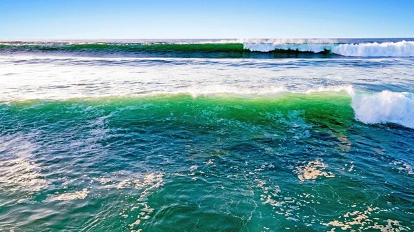 Vlny oceánu na Atlantský oceán — Stock fotografie