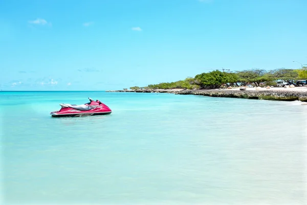 Eagle beach na ostrově Aruba v Karibském moři — Stock fotografie