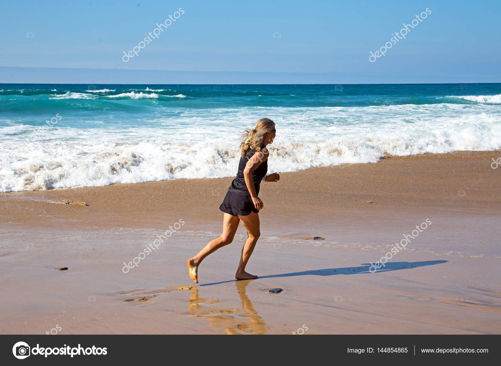 Next Door Ebony Men Maduras En La Playa