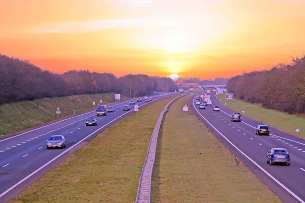 Ruch na autostradzie a1 w Holandii — Zdjęcie stockowe