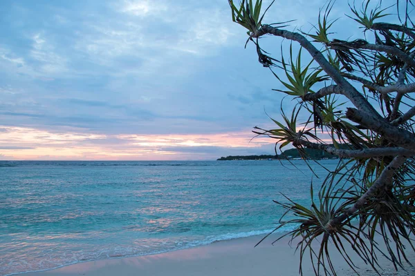 Beautiful sunset at Gili Meno in Indonesia — Stock Photo, Image