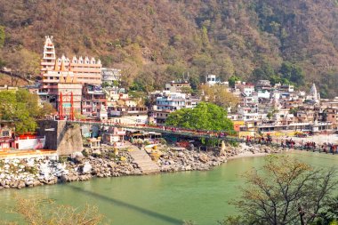 Hindistan'da Ganga Laxman Jhula Köprüsü