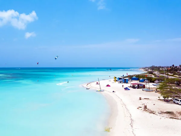 Aérien de l'île d'Aruba dans la mer des Caraïbes — Photo