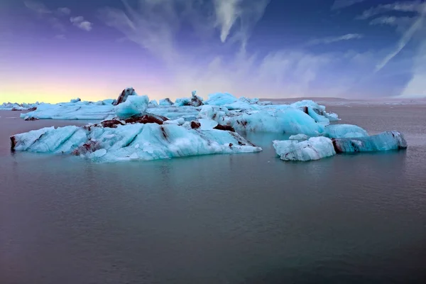 Solheimajokull 日の出アイスランドの氷河 — ストック写真