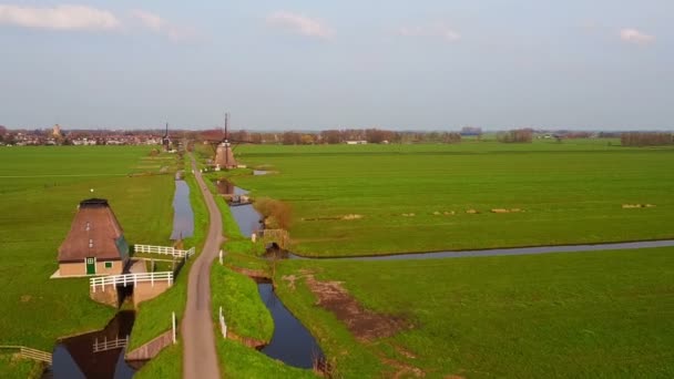 Anténu Tradičních Větrných Mlýnů Kinderdijk Nizozemsku — Stock video