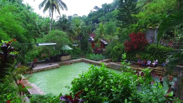 インドネシア バリ島寺院 Pura Tirtha ティルタエンプル寺院 — ストック動画