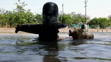 Nehre Ganga, Harid Hindistan'da Hindu heykelleri