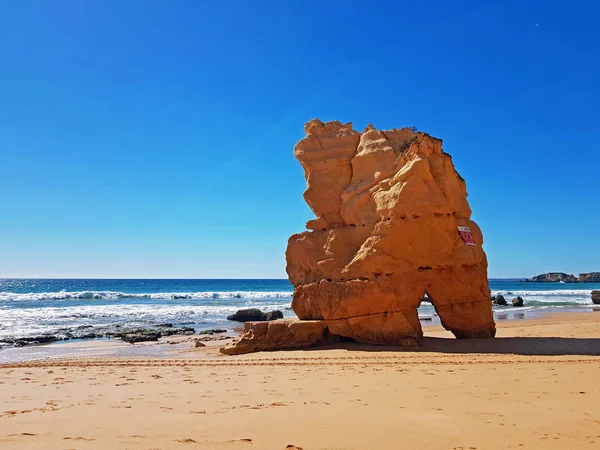 Praia da Rocha en Portimao Portugal —  Fotos de Stock