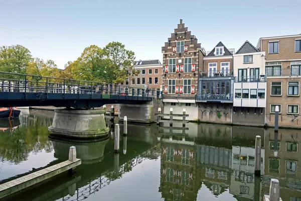 荷兰Gorinchem中世纪城镇的城市风景 — 图库照片