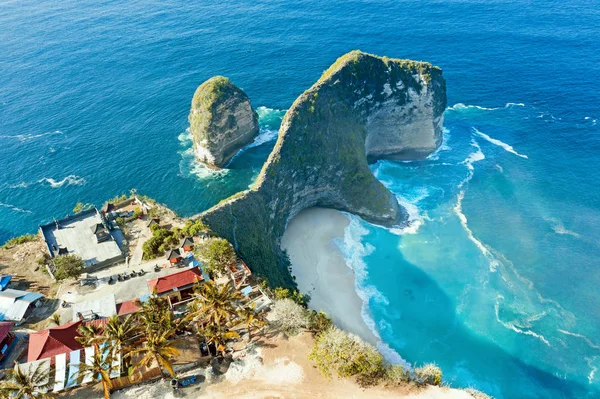 Aerial de Kling King praia em Nusa Penida Bali Indonésia — Fotografia de Stock