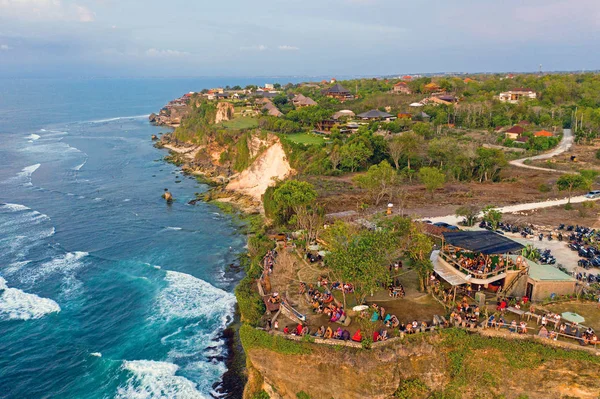 Luchtfoto van een zeegezicht aan de westkust van Bali in Indonesië — Stockfoto