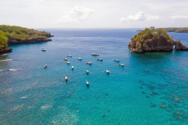 Luchtfoto uit Chrthe Bay op Nusa Penida Bali Indonesia — Stockfoto