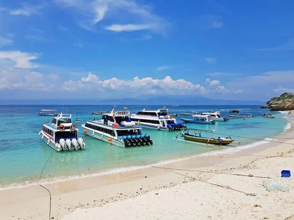 Hamnen i Svampbukten vid Nusa Lembongan Bali Indonesien — Stockfoto