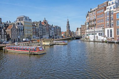 Hollanda, Amsterdam 'dan Munt kulesiyle şehir manzarası