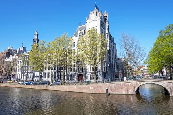 Stadtpanorama Von Amsterdam Frühling Den Niederlanden Mit Der Westerkerk — Stockfoto