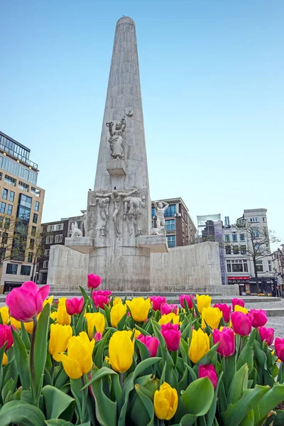 Monumento Nacional Plaza Dam Primavera Ámsterdam Países Bajos —  Fotos de Stock