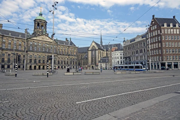Stadsbild Från Amsterdam Vid Damtorget Med Kungliga Slottet Nederländerna — Stockfoto