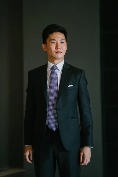 Portrait Asian Man Professional Dark Suit White Shirt Dark Background — Stock Photo, Image
