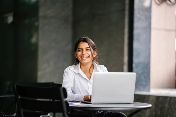 Young Indian Asian Woman Typing Working Laptop Day Applying Job — Stock Photo, Image