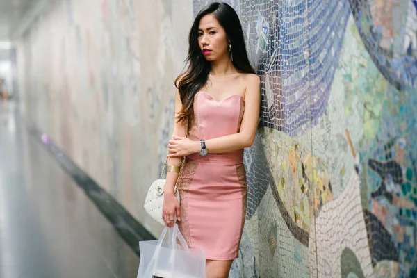 Retrato Una Joven China Asiática Moda Con Estilo Influencer Blogger — Foto de Stock