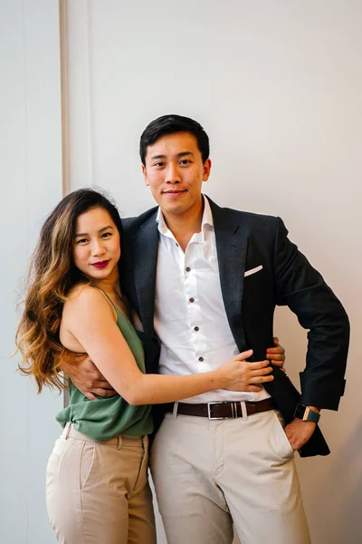 Porträt Eines Chinesischen Asiatischen Singaporeanischen Paares — Stockfoto