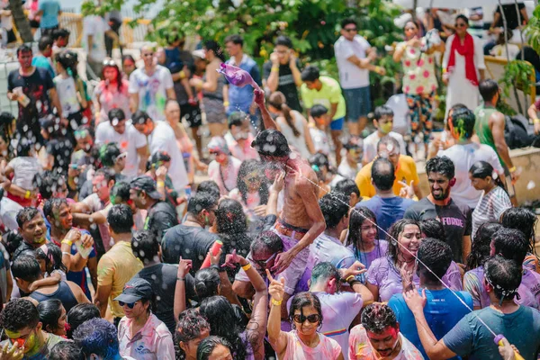 Singapur Marzo 2018 Celebración Holi Isla Sentosa Singapur Indios Otros — Foto de Stock