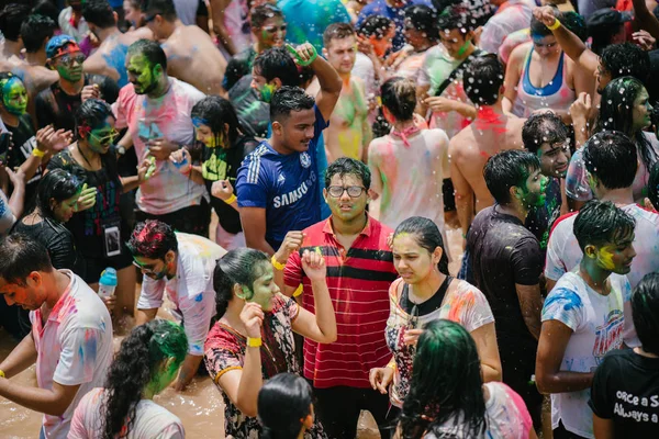 Singapore Maart 2018 Holi Feest Sentosa Island Singapore Indianen Andere Rechtenvrije Stockfoto's