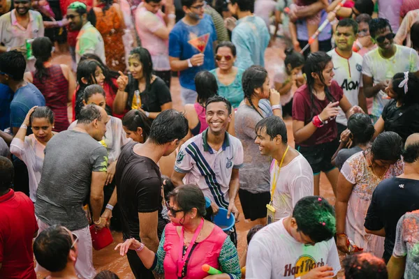 Singapur Marca 2018 Święto Holi Wyspa Sentosa Singapur Indianie Innych — Zdjęcie stockowe