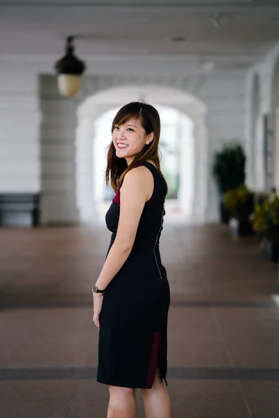 드레스에 아시아 사업가의 초상화입니다 아시아 비즈니스 — 스톡 사진