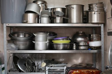 Eski mutfak aletleri seti. Büyükannenin yemek pişirme retro ekipmanları.