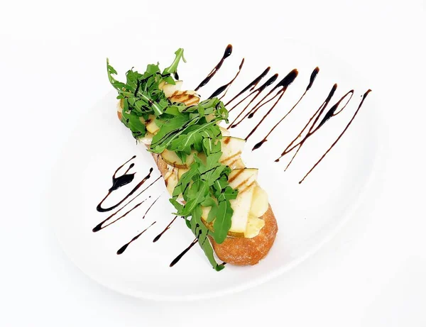 Chiabatta armut ve peynir ile.