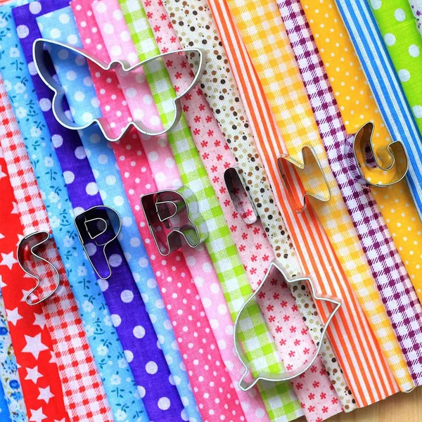 Mutfak metal şekiller tarafından bahar.