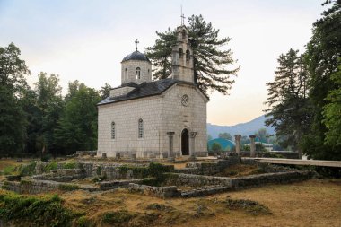 eski küçük kilise