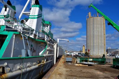 Kış limanda sanayi