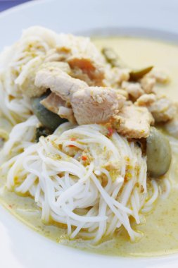 noodel ile yeşil köri pirinç egzotik Asya gıda