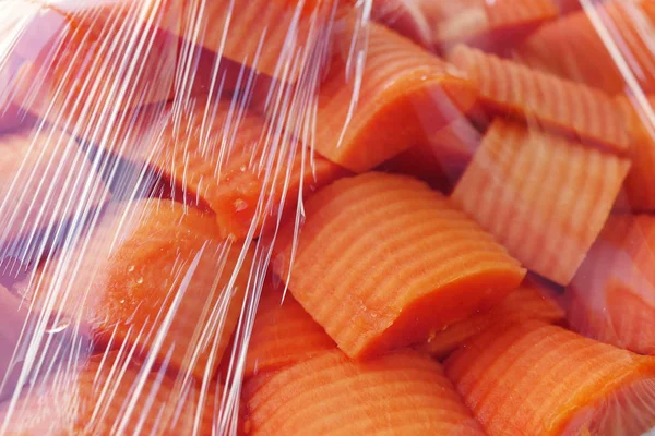 Papaya plastik wrap içinde