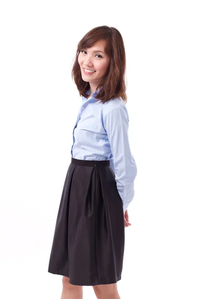 Glad, positiv och leende kvinna kontorist i smart casual dre — Stockfoto