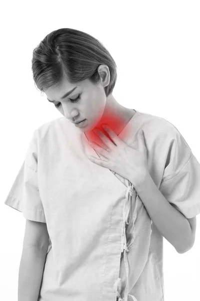 Женщина пациент страдает от боли в горле — стоковое фото