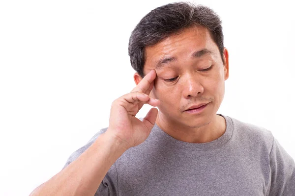 Viejo agotado con dolor de cabeza, migraña, mareos — Foto de Stock