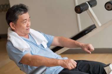 sağlıklı, mutlu, gülümseyen, pozitif kıdemli de Asya olmak adam wo