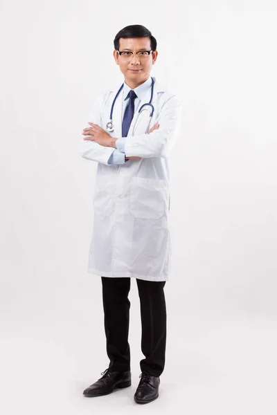 Jistý asijský lékař izolované — Stock fotografie
