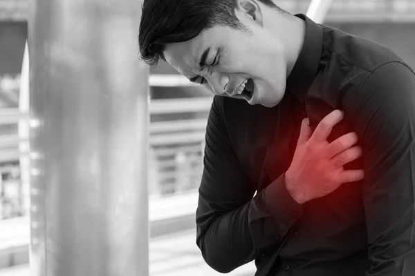Iş adam acı kalp krizi — Stok fotoğraf