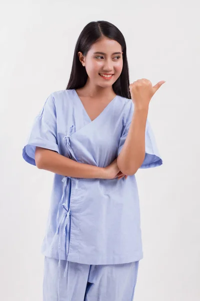Žena pacienta polohovací palec nahoru pryč — Stock fotografie