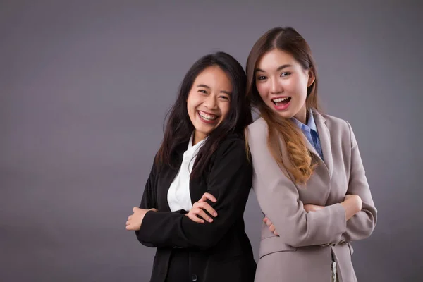 Het team van de vrouwen van sterke, succesvolle, lachen buseness — Stockfoto