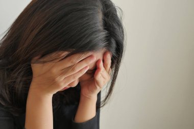 kız yüz palm jest, depresif kadın