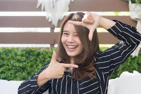 Happy Smiling Girl Staying Home Photo Shooting Activity Portrait Active — Stock Photo, Image