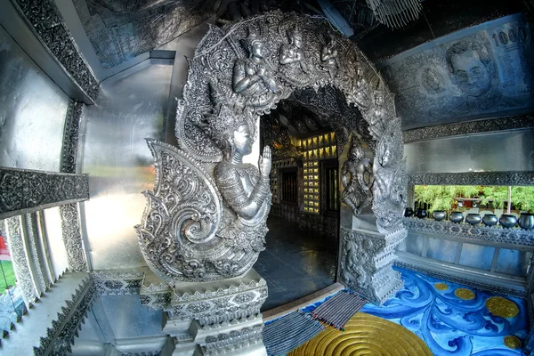 Zilveren klooster in Wat srisuphan tempel in Chiang Mai, Thailand — Stockfoto