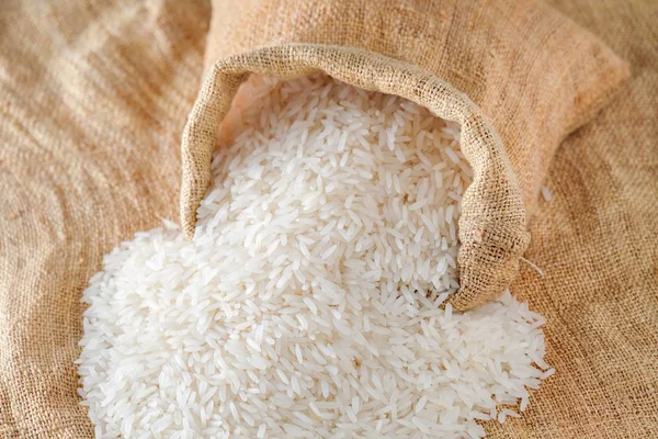 Arroz, el alimento básico de los asiáticos — Foto de Stock